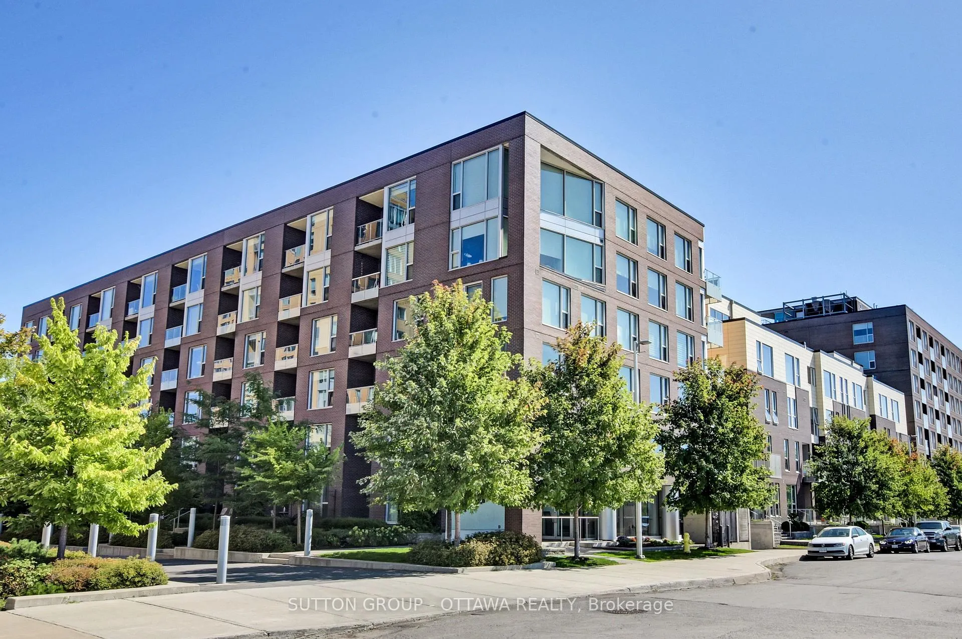 Front of Unit 614, 300A Lett Street
