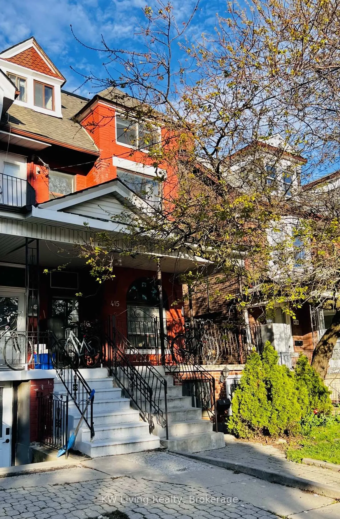 Photo 2 of Unit Main, 415 Manning Avenue, Toronto, Palmerston-Little Italy — HOMEH
