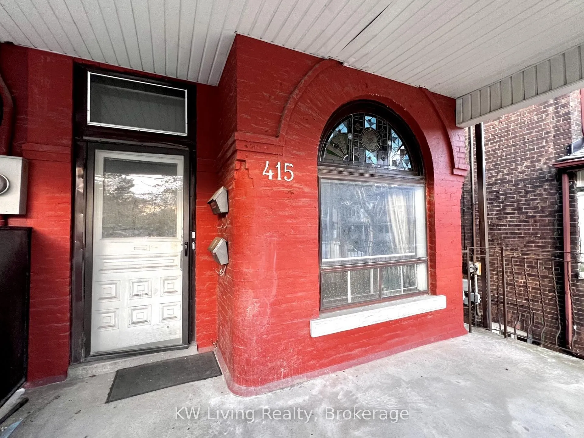 Photo 4 of Unit Main, 415 Manning Avenue, Toronto, Palmerston-Little Italy — HOMEH