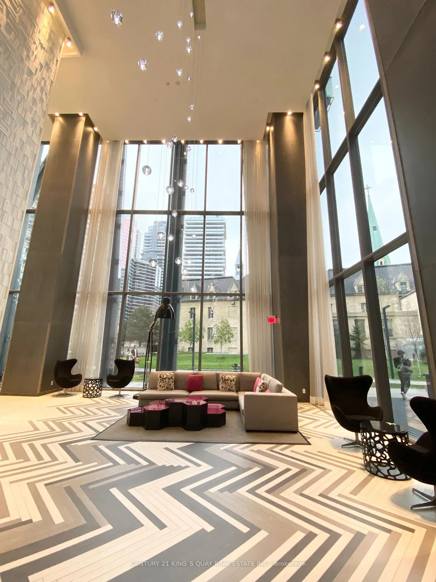 Photo 18 of Unit 3704, 1080 Bay Street, Toronto, Bay Street Corridor — HOMEH