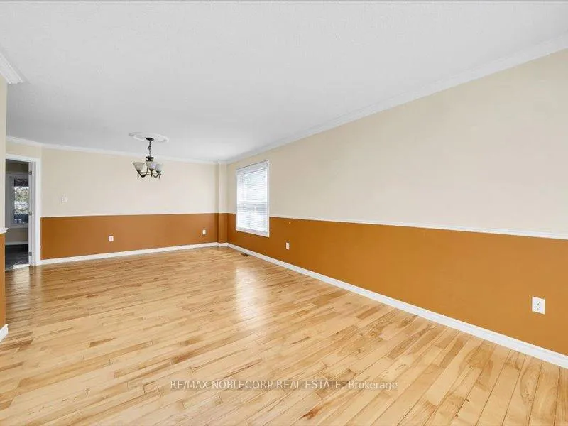 Photo 19 of 66 Stoneybrook Crescent, Barrie, Ardagh — HOMEH