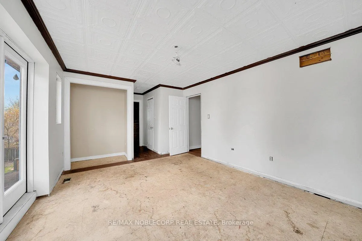 Photo 25 of 66 Stoneybrook Crescent, Barrie, Ardagh — HOMEH