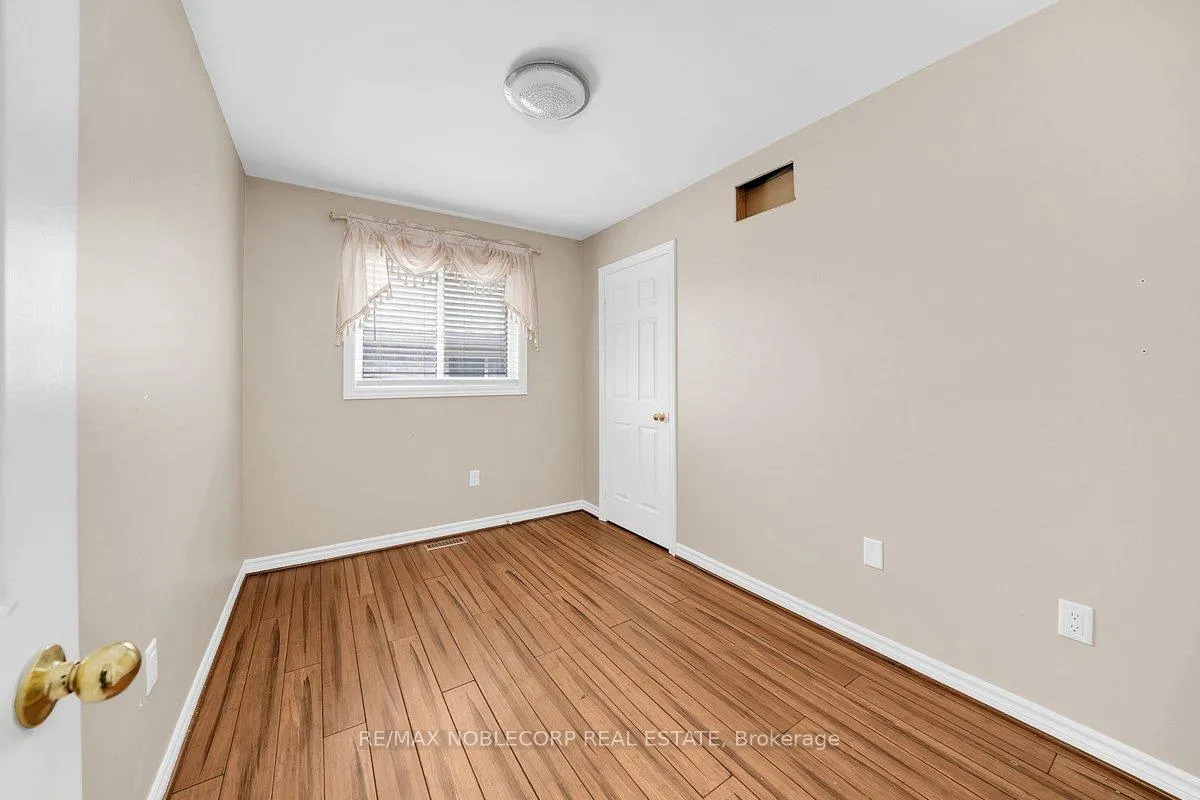Photo 30 of 66 Stoneybrook Crescent, Barrie, Ardagh — HOMEH