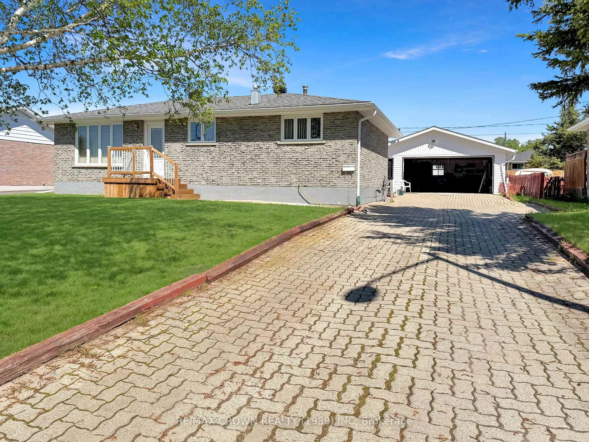 Photo 1 of 21 Clark Street, Kapuskasing — HOMEH