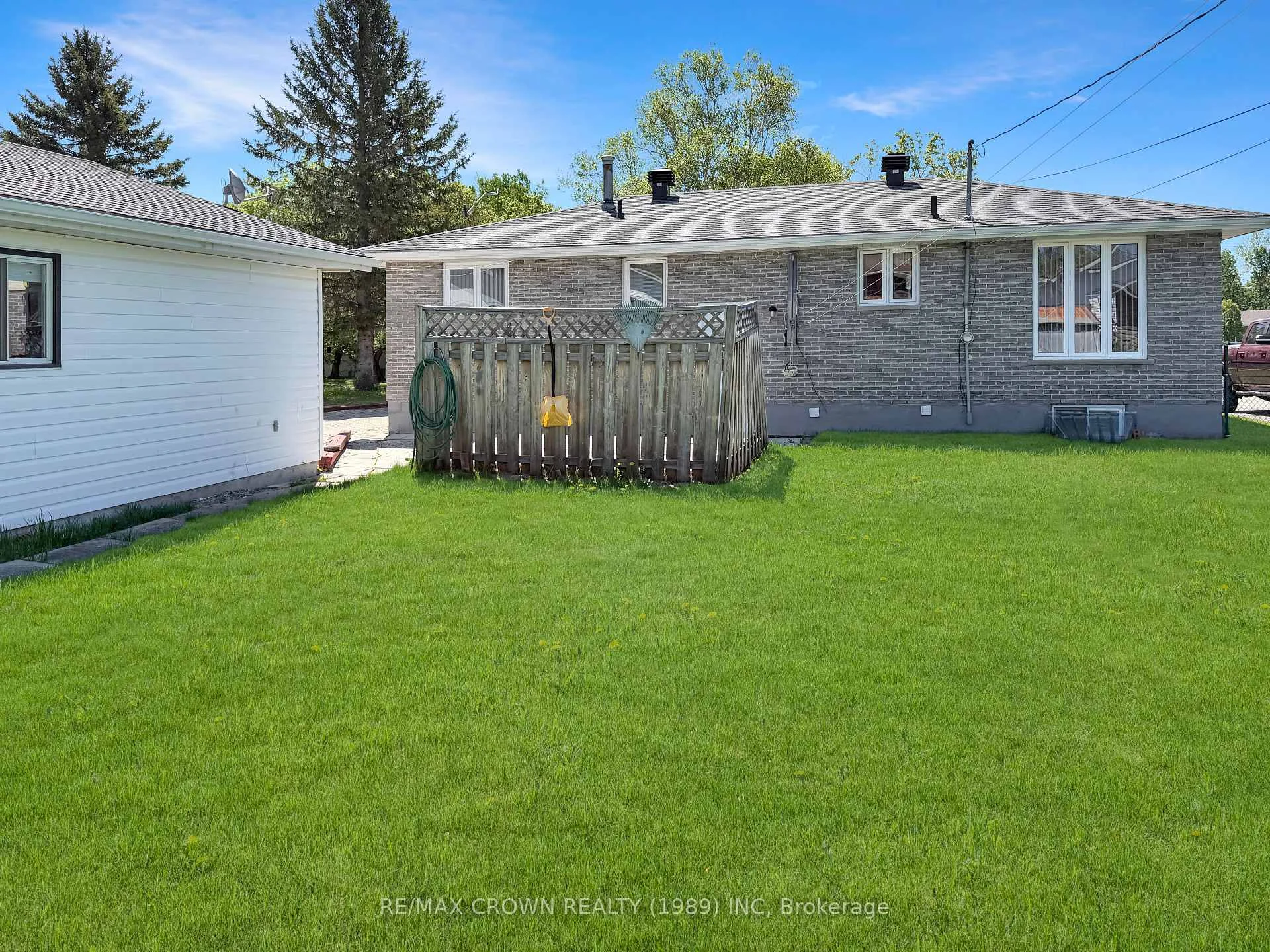 Photo 55 of 21 Clark Street, Kapuskasing — HOMEH