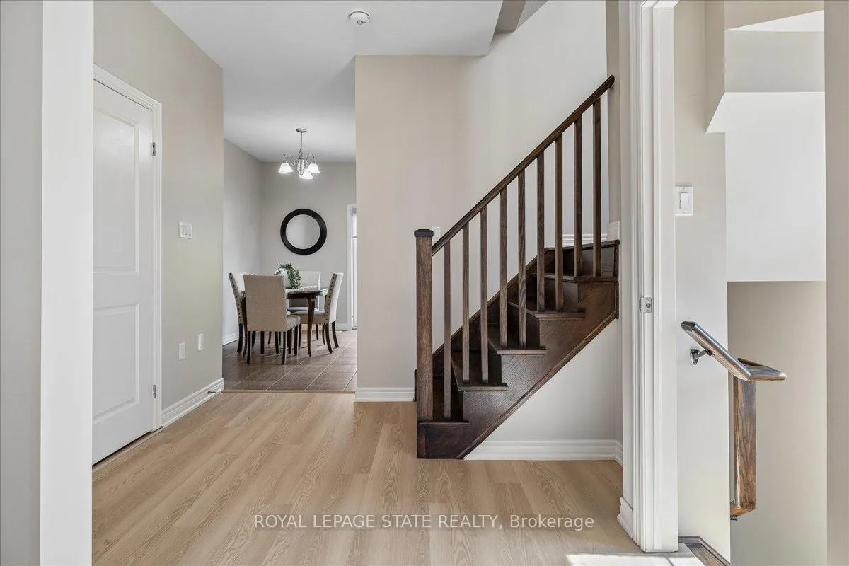 Photo 15 of Unit 25, 11 Stockbridge Gardens, Hamilton, Stoney Creek Mountain — HOMEH
