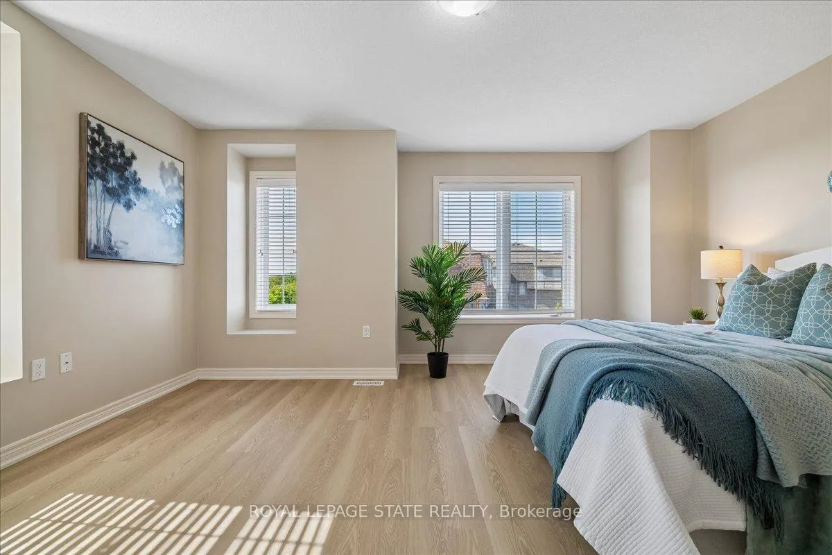 Photo 26 of Unit 25, 11 Stockbridge Gardens, Hamilton, Stoney Creek Mountain — HOMEH