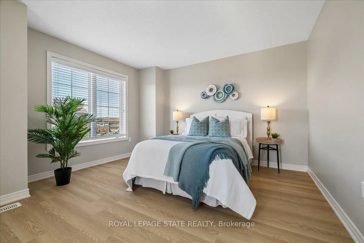 Photo 27 of Unit 25, 11 Stockbridge Gardens, Hamilton, Stoney Creek Mountain — HOMEH