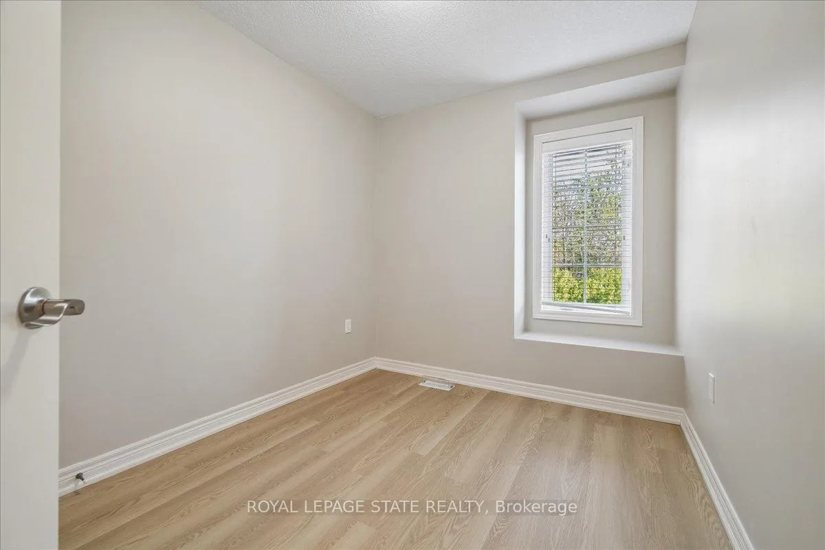Photo 32 of Unit 25, 11 Stockbridge Gardens, Hamilton, Stoney Creek Mountain — HOMEH