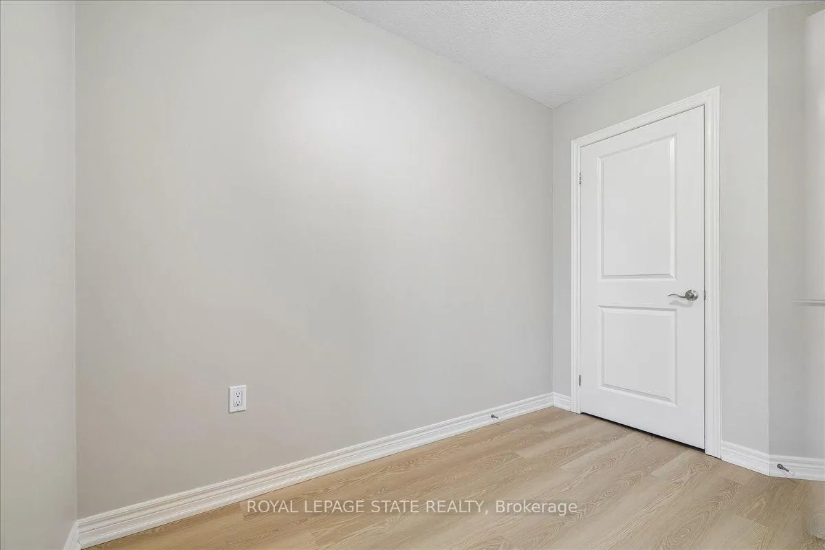 Photo 36 of Unit 25, 11 Stockbridge Gardens, Hamilton, Stoney Creek Mountain — HOMEH