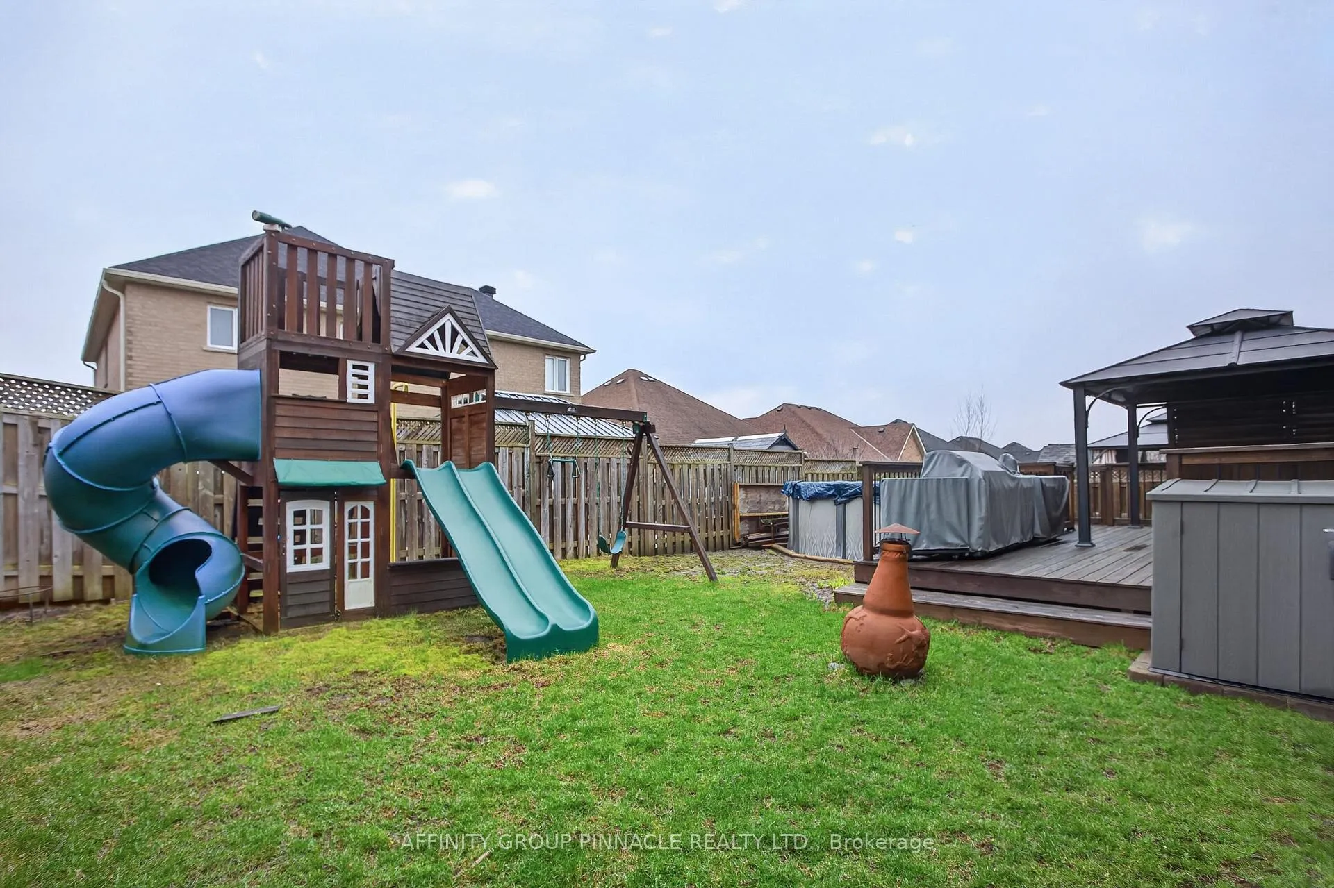 Photo 39 of 31 Ellis Crescent, Kawartha Lakes, Lindsay — HOMEH