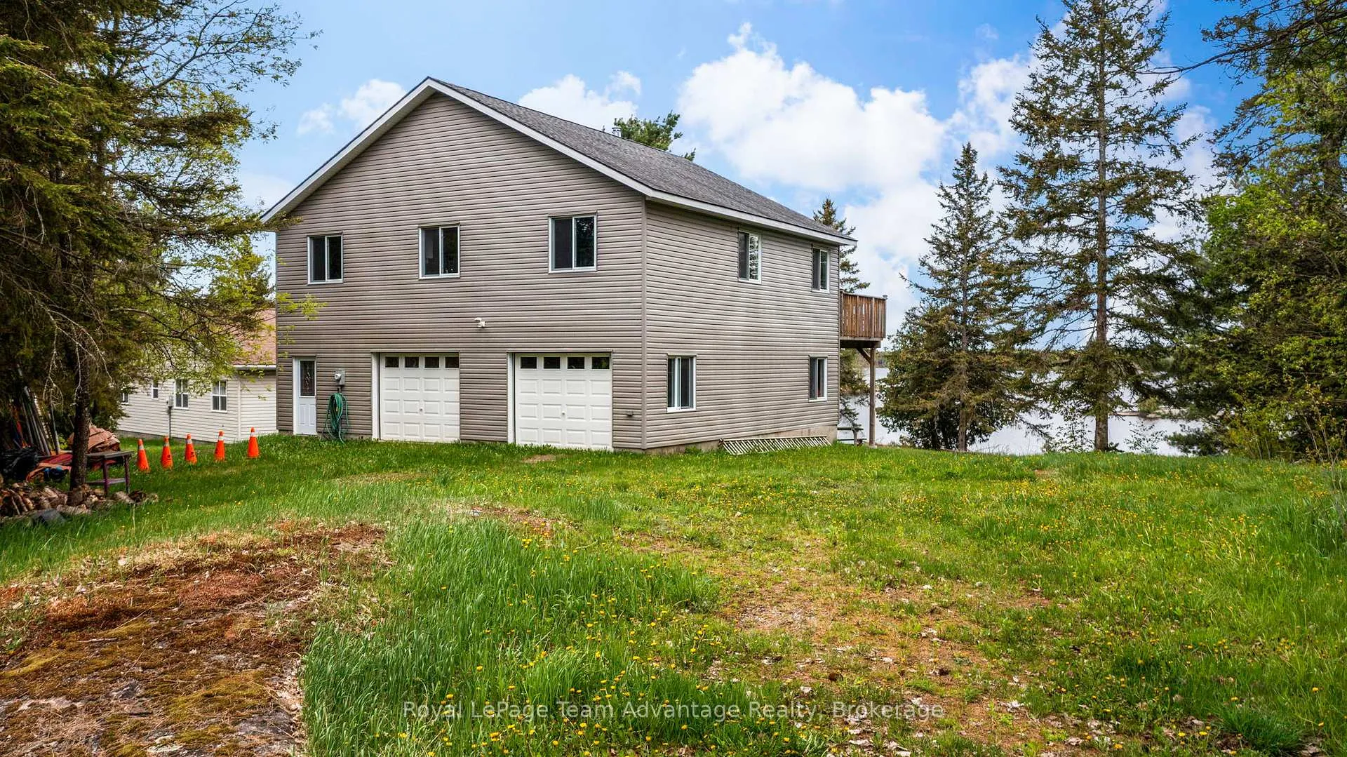 Photo 2 of 11 Nickles Cove Road, Whitestone, Dunchurch — HOMEH