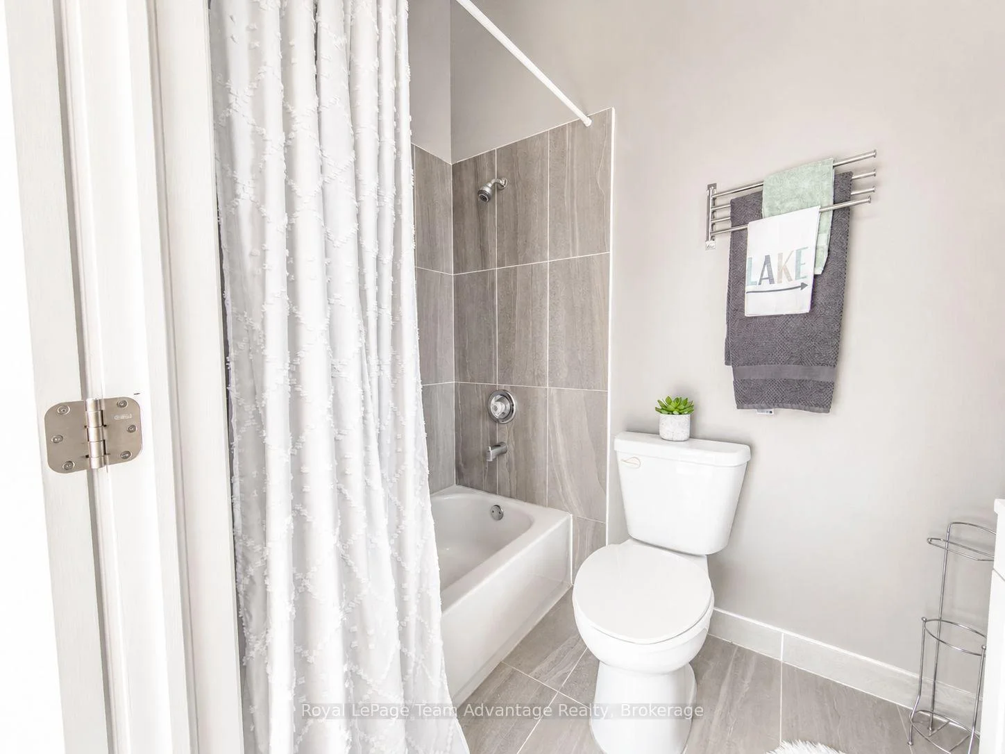 Photo 31 of 11 Nickles Cove Road, Whitestone, Dunchurch — HOMEH