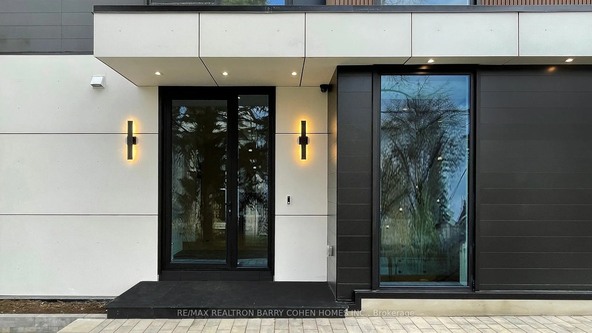 Photo 3 of 135 Imperial Street, Toronto, Yonge-Eglinton — HOMEH