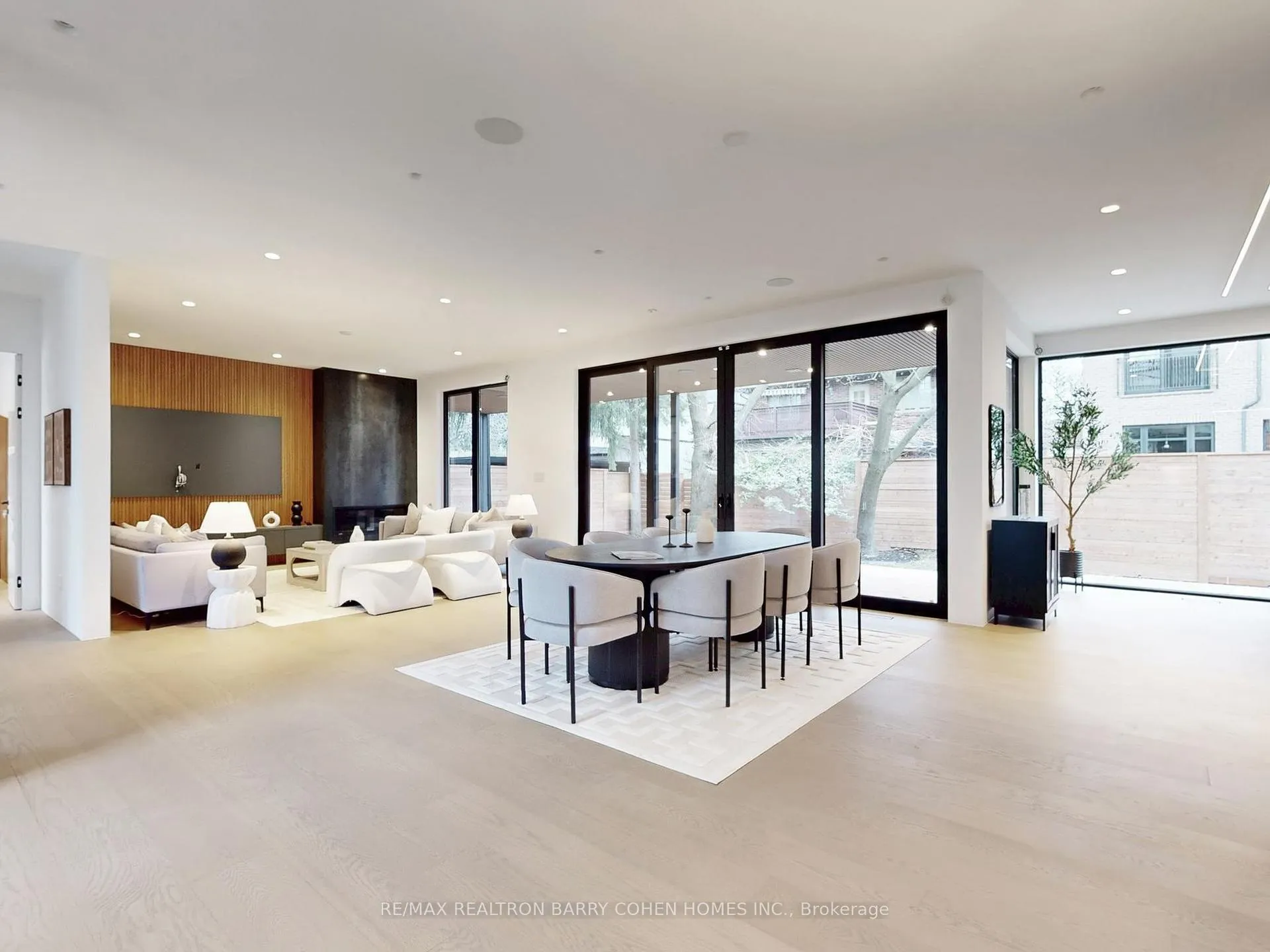 Photo 4 of 135 Imperial Street, Toronto, Yonge-Eglinton — HOMEH