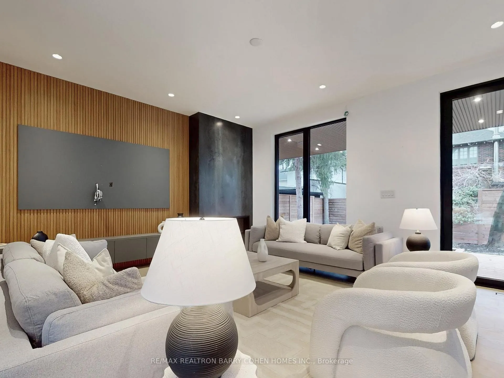 Photo 6 of 135 Imperial Street, Toronto, Yonge-Eglinton — HOMEH