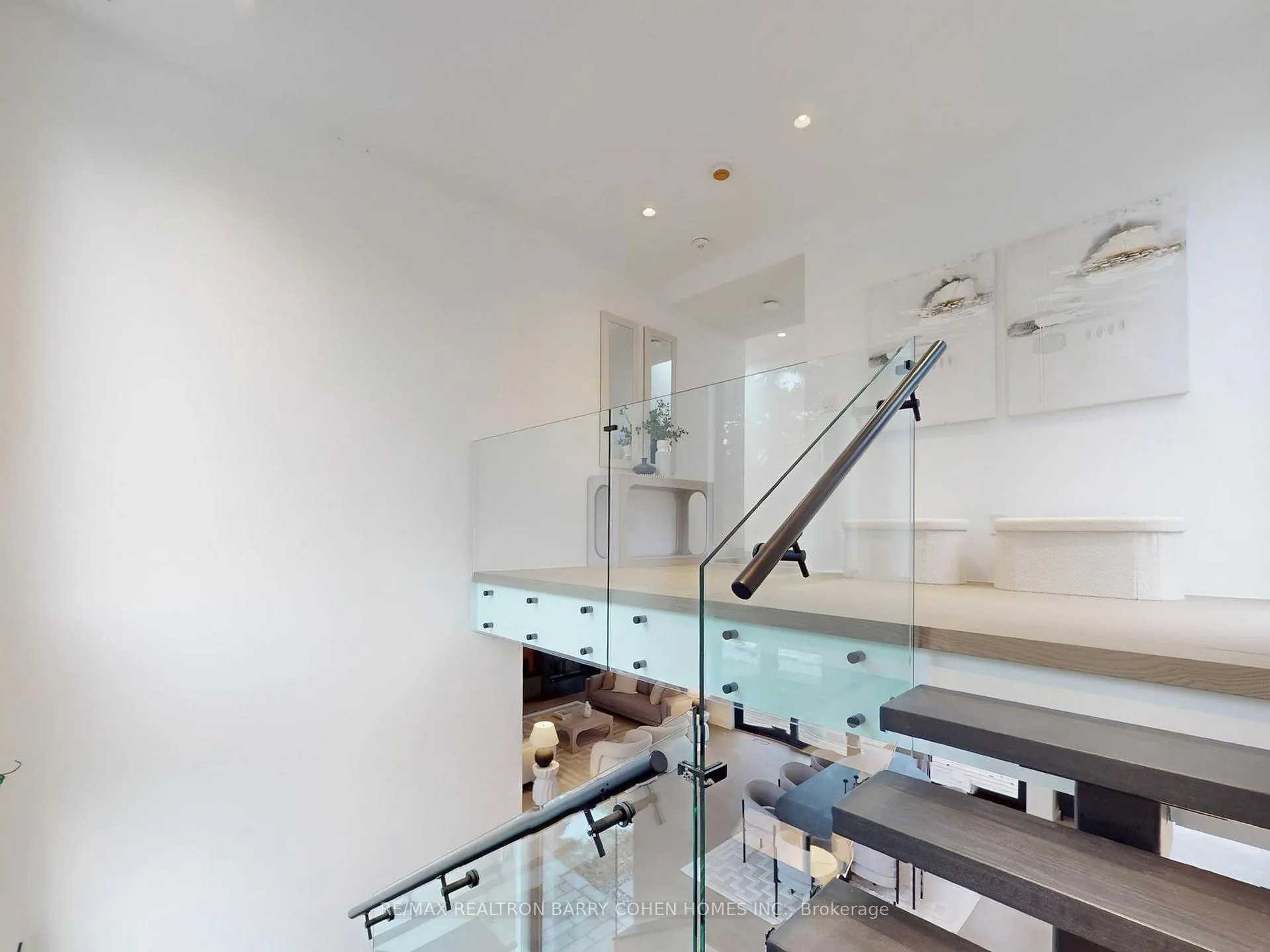 Photo 19 of 135 Imperial Street, Toronto, Yonge-Eglinton — HOMEH