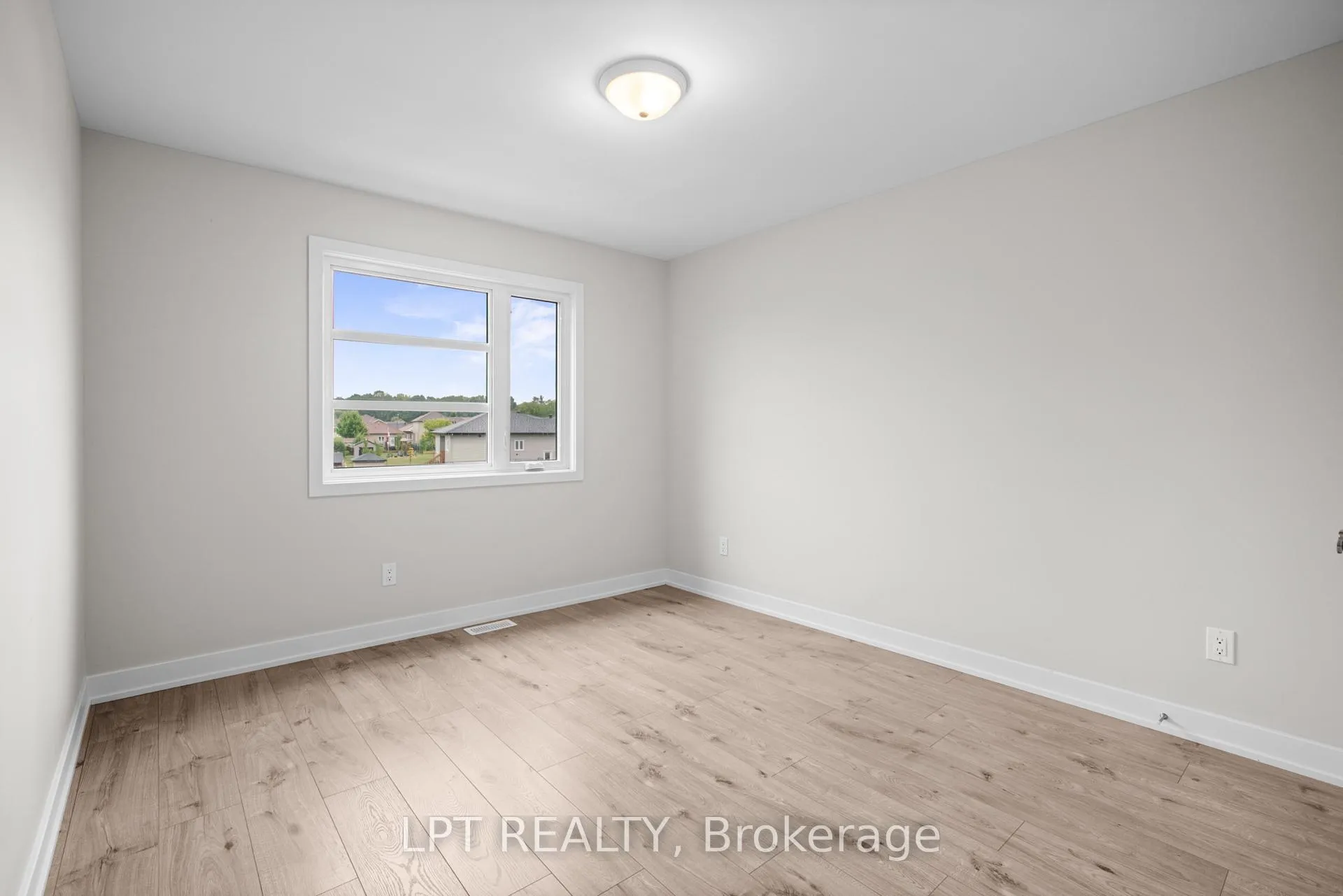 Photo 31 of 932 Katia Street, The Nation, Limoges — HOMEH
