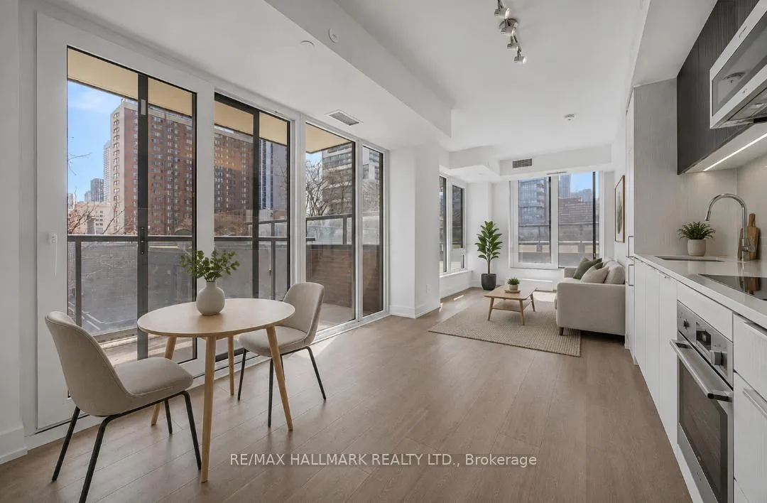 Photo 7 of Unit 403, 308 Jarvis Street, Toronto, Church-Yonge Corridor — HOMEH