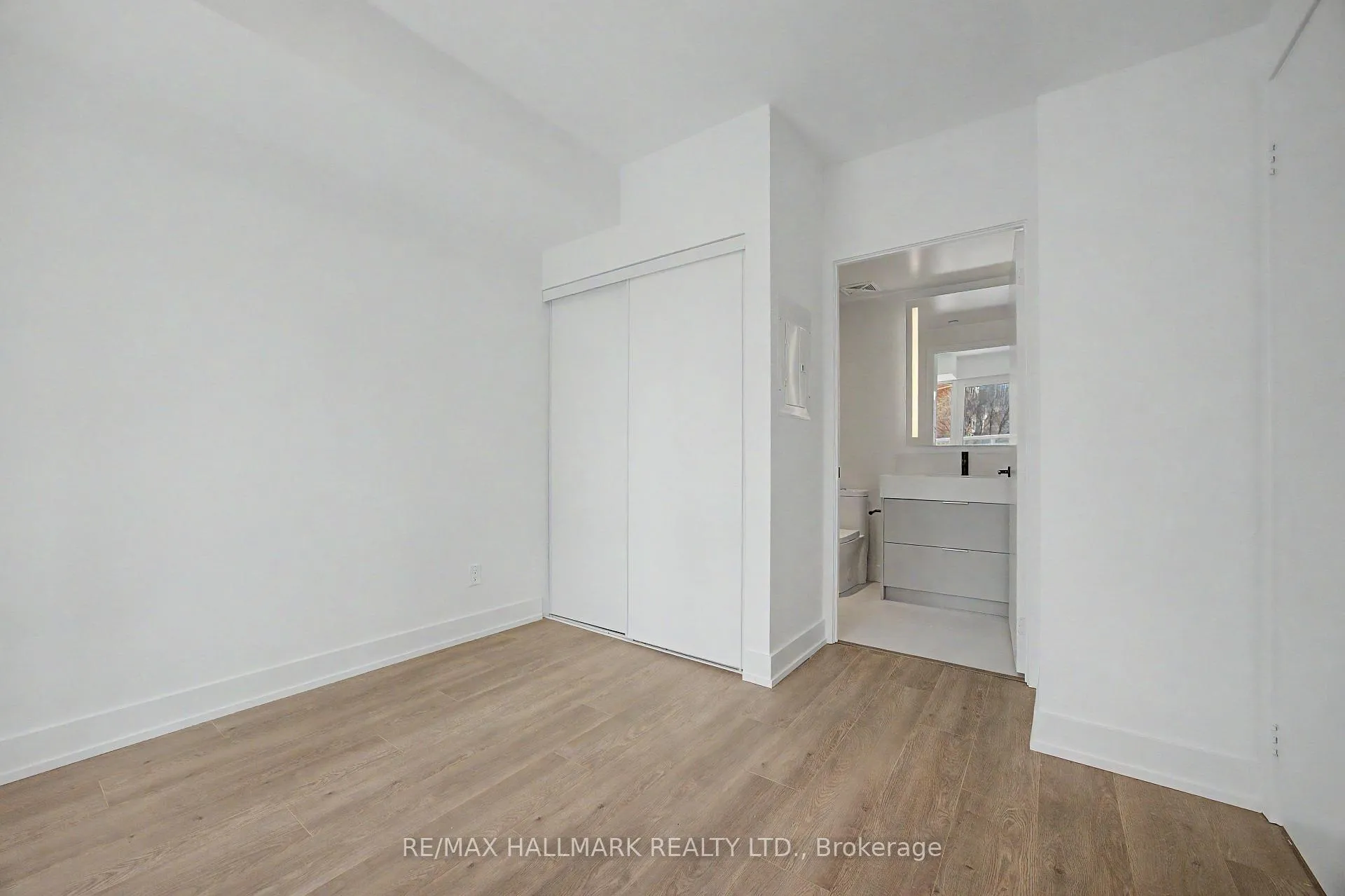 Photo 13 of Unit 403, 308 Jarvis Street, Toronto, Church-Yonge Corridor — HOMEH