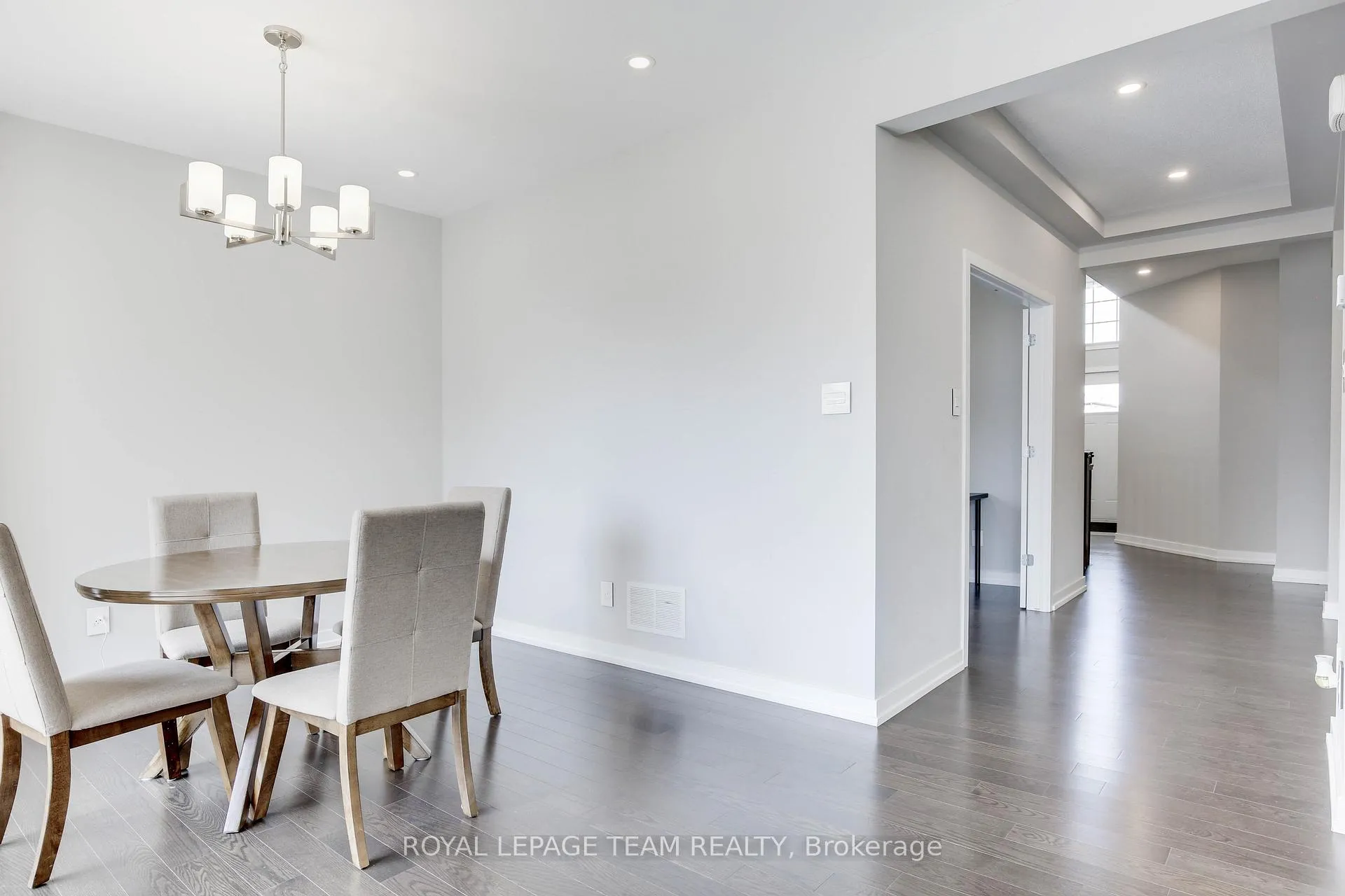 Photo 16 of 389 Andalusian Crescent, Ottawa, Kanata - Emerald Meadows/Trailwest — HOMEH