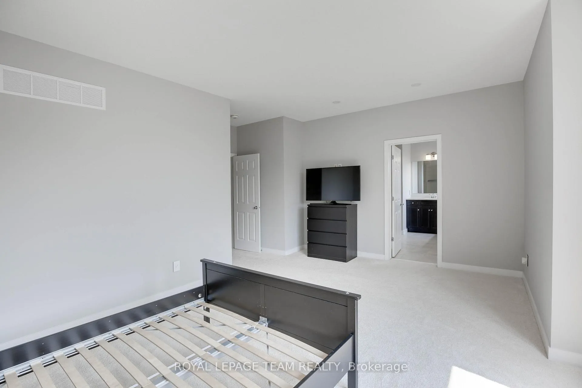 Photo 26 of 389 Andalusian Crescent, Ottawa, Kanata - Emerald Meadows/Trailwest — HOMEH