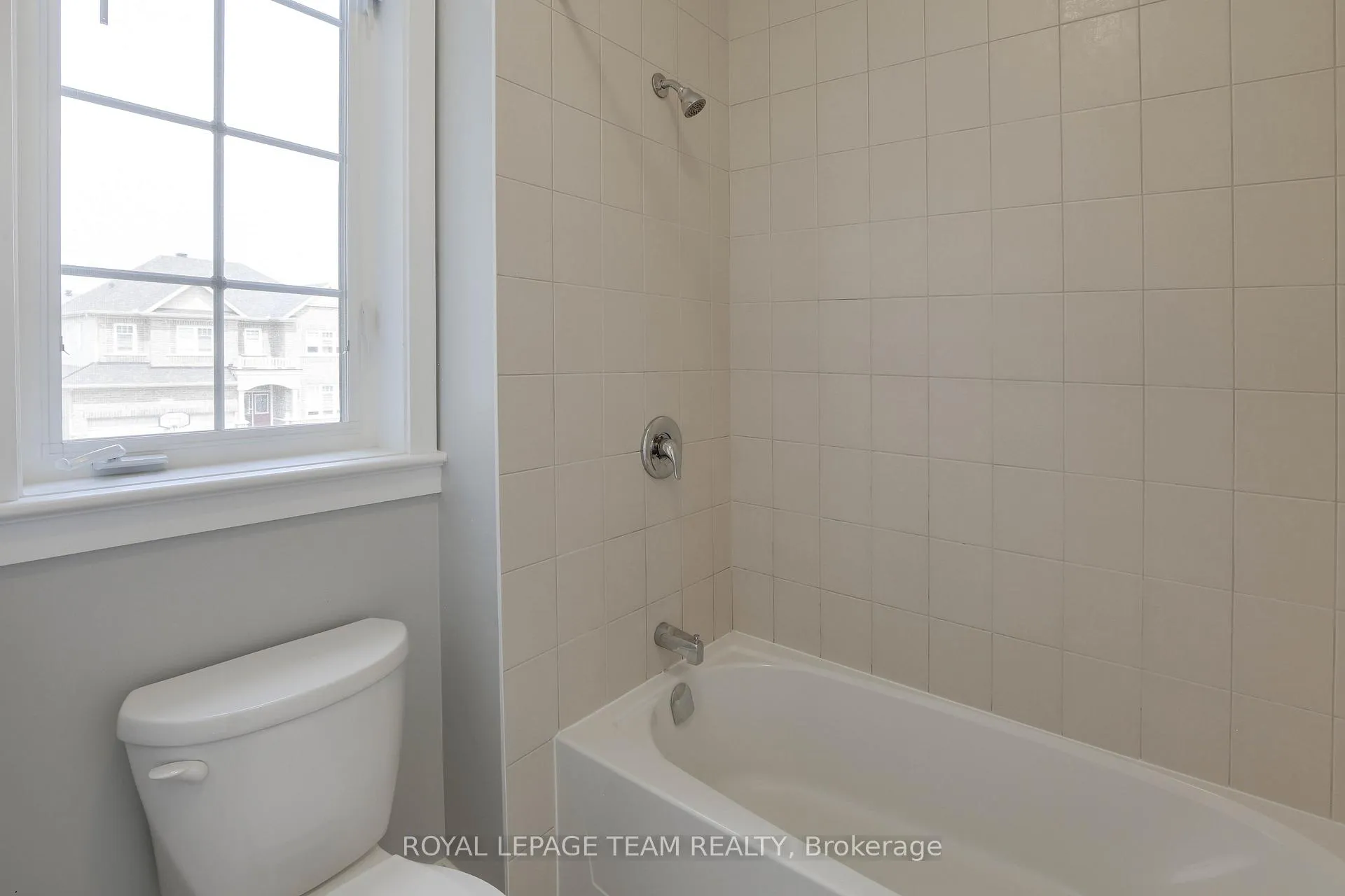 Photo 40 of 389 Andalusian Crescent, Ottawa, Kanata - Emerald Meadows/Trailwest — HOMEH