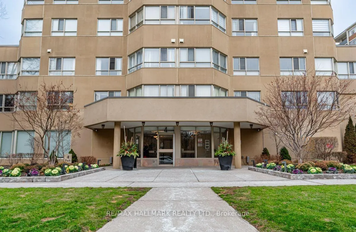 Photo 3 of Unit 705, 4 Park Vista, Toronto, O'Connor-Parkview — HOMEH
