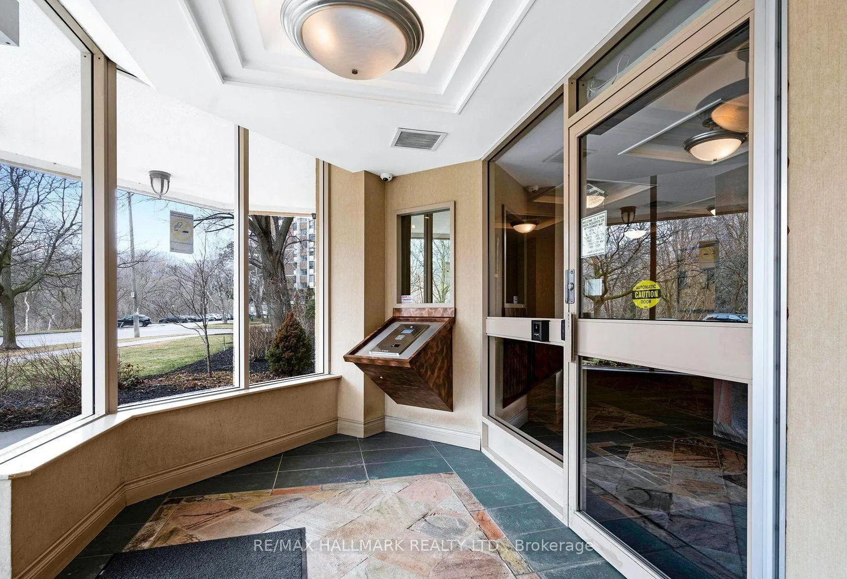 Photo 5 of Unit 705, 4 Park Vista, Toronto, O'Connor-Parkview — HOMEH