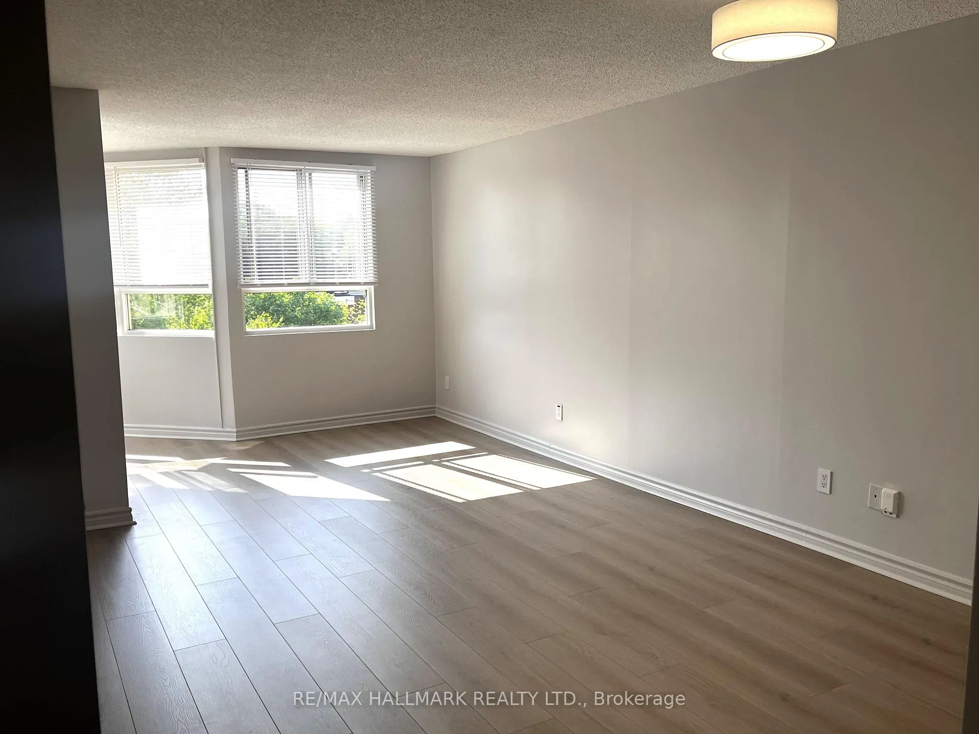 Photo 13 of Unit 705, 4 Park Vista, Toronto, O'Connor-Parkview — HOMEH