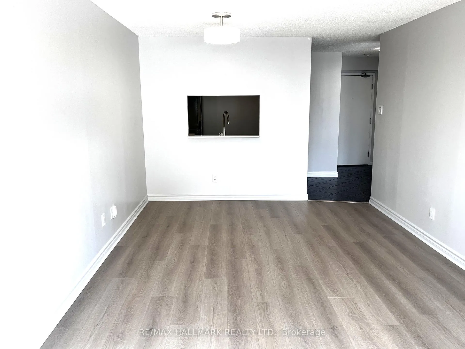 Photo 14 of Unit 705, 4 Park Vista, Toronto, O'Connor-Parkview — HOMEH