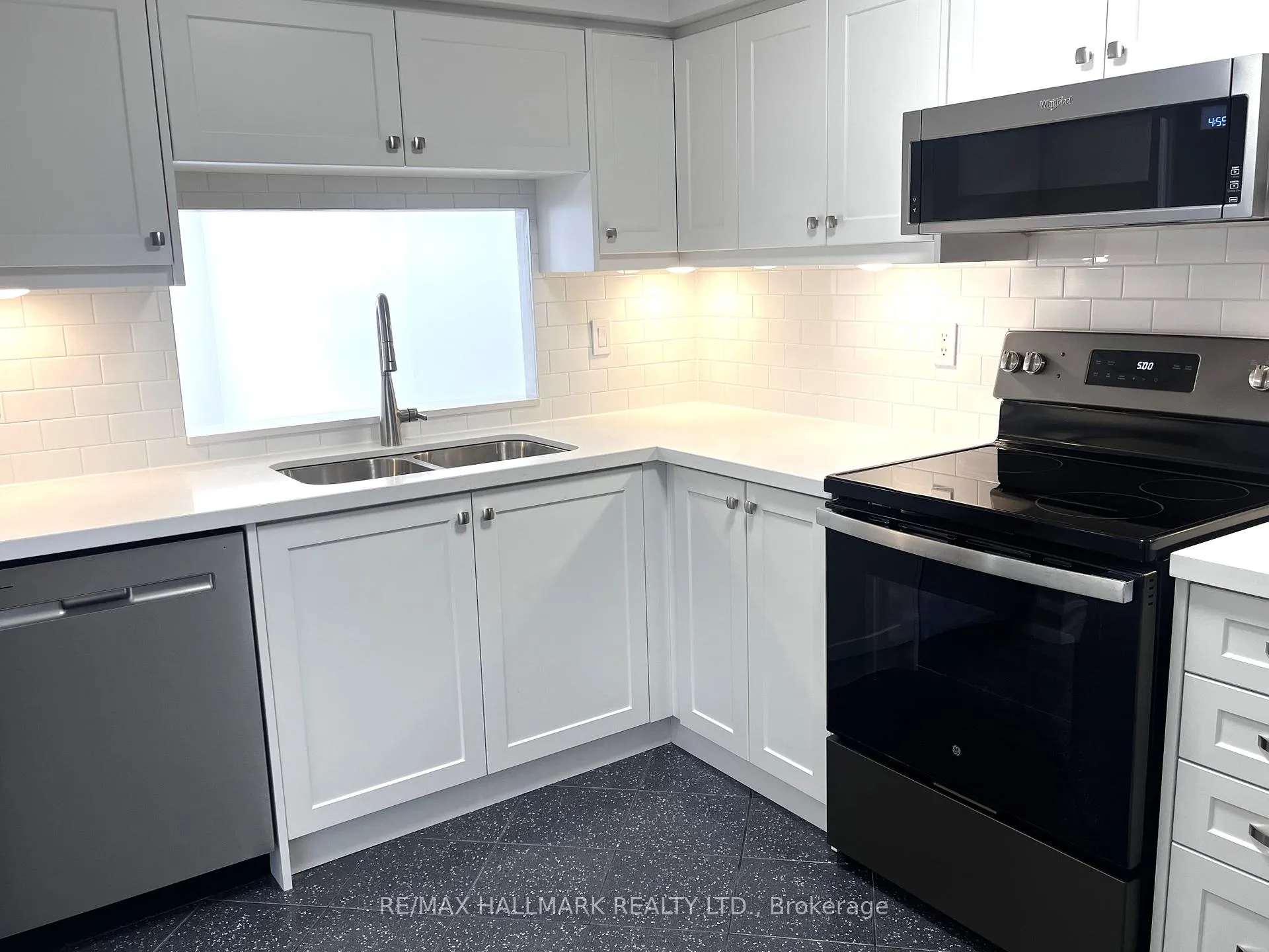 Photo 15 of Unit 705, 4 Park Vista, Toronto, O'Connor-Parkview — HOMEH