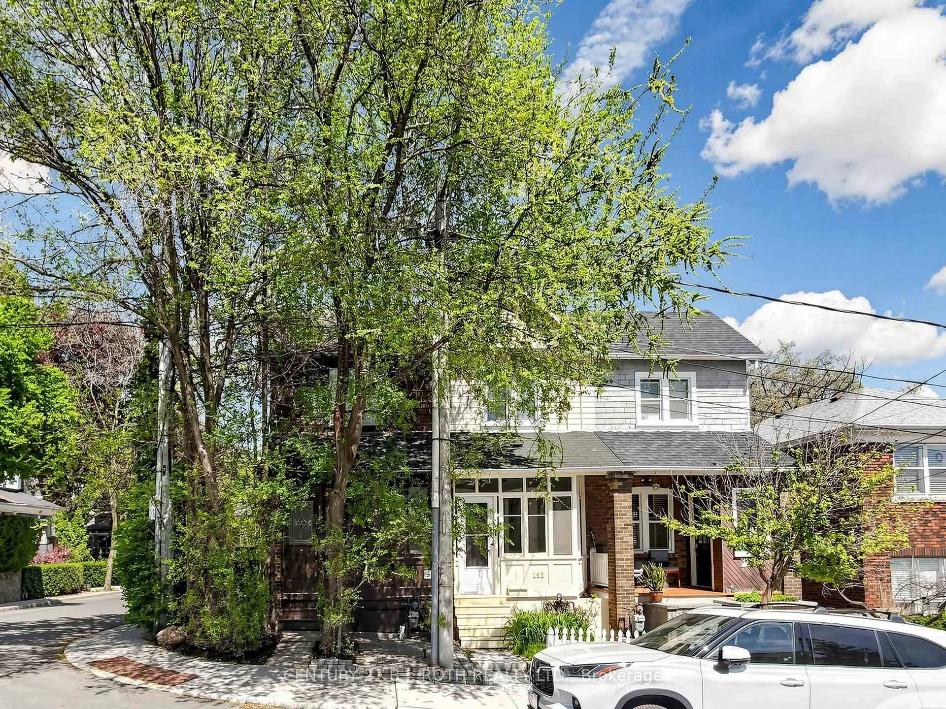 Photo 2 of 195 Wheeler Avenue, Toronto, The Beaches — HOMEH