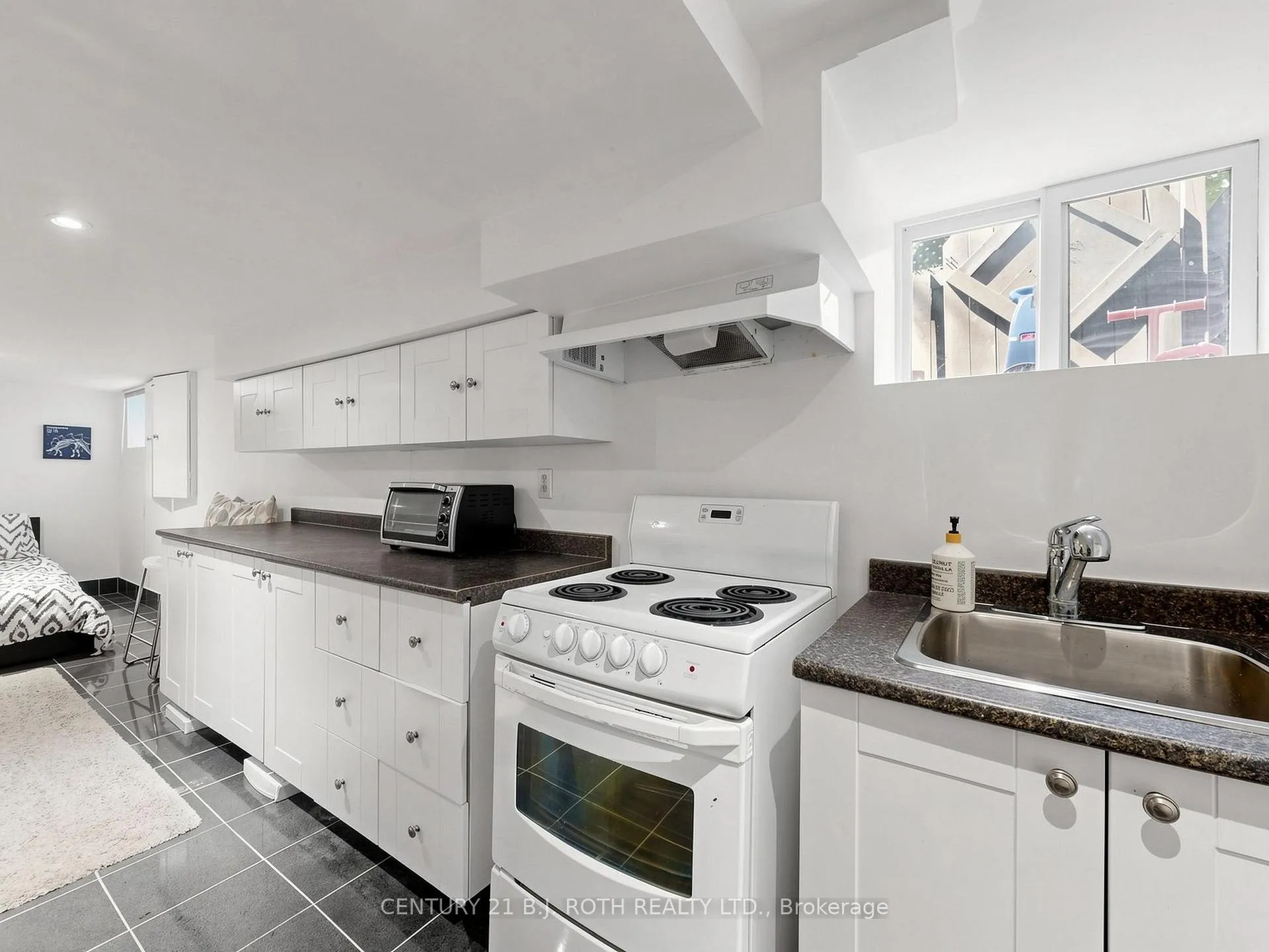 Photo 35 of 195 Wheeler Avenue, Toronto, The Beaches — HOMEH