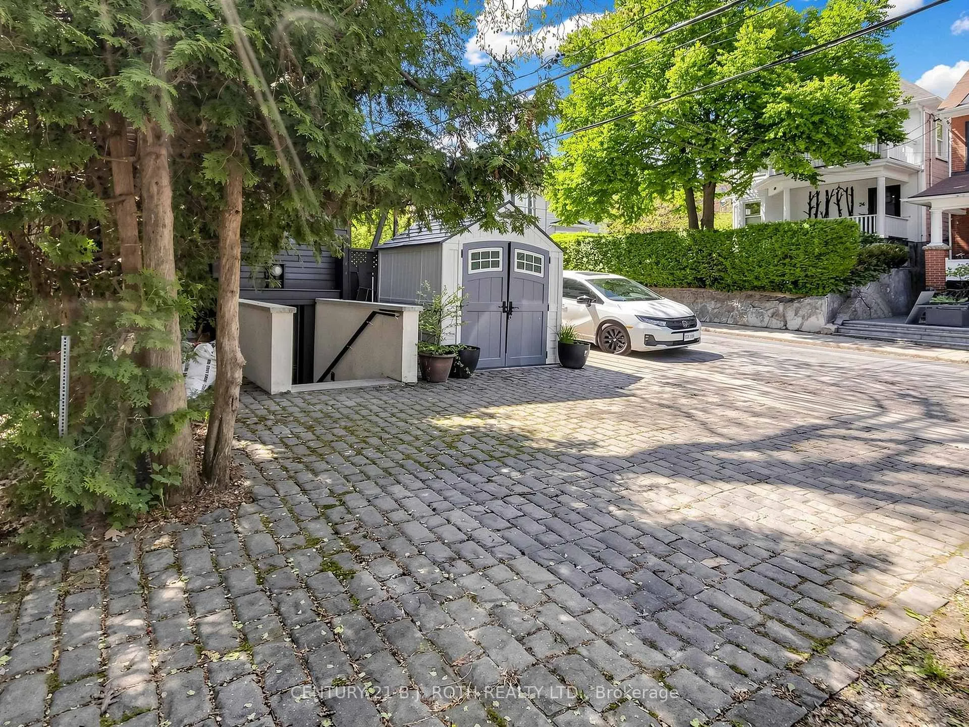 Photo 41 of 195 Wheeler Avenue, Toronto, The Beaches — HOMEH