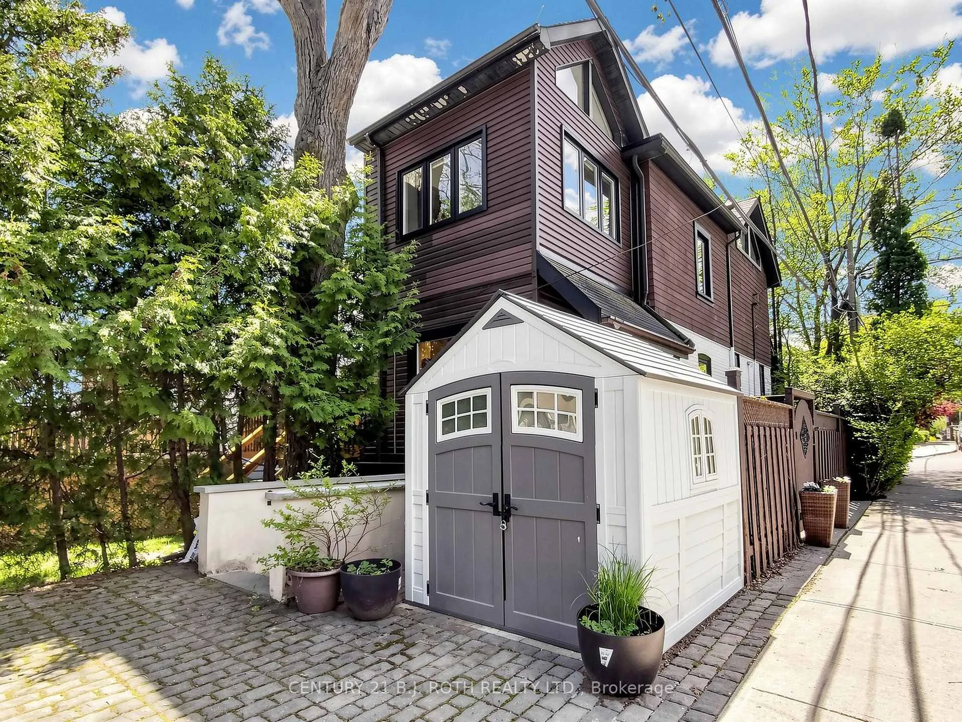 Photo 42 of 195 Wheeler Avenue, Toronto, The Beaches — HOMEH