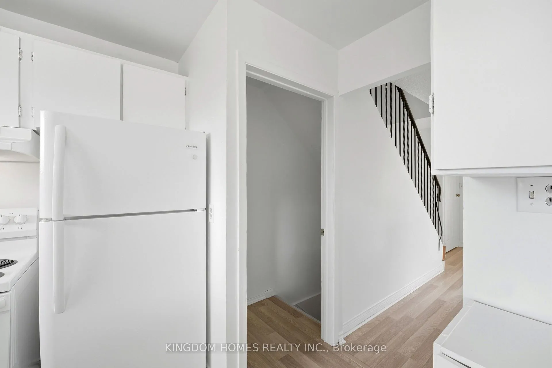 Photo 20 of Unit 20, 20 Mountainview Road S, Halton Hills, Georgetown — HOMEH