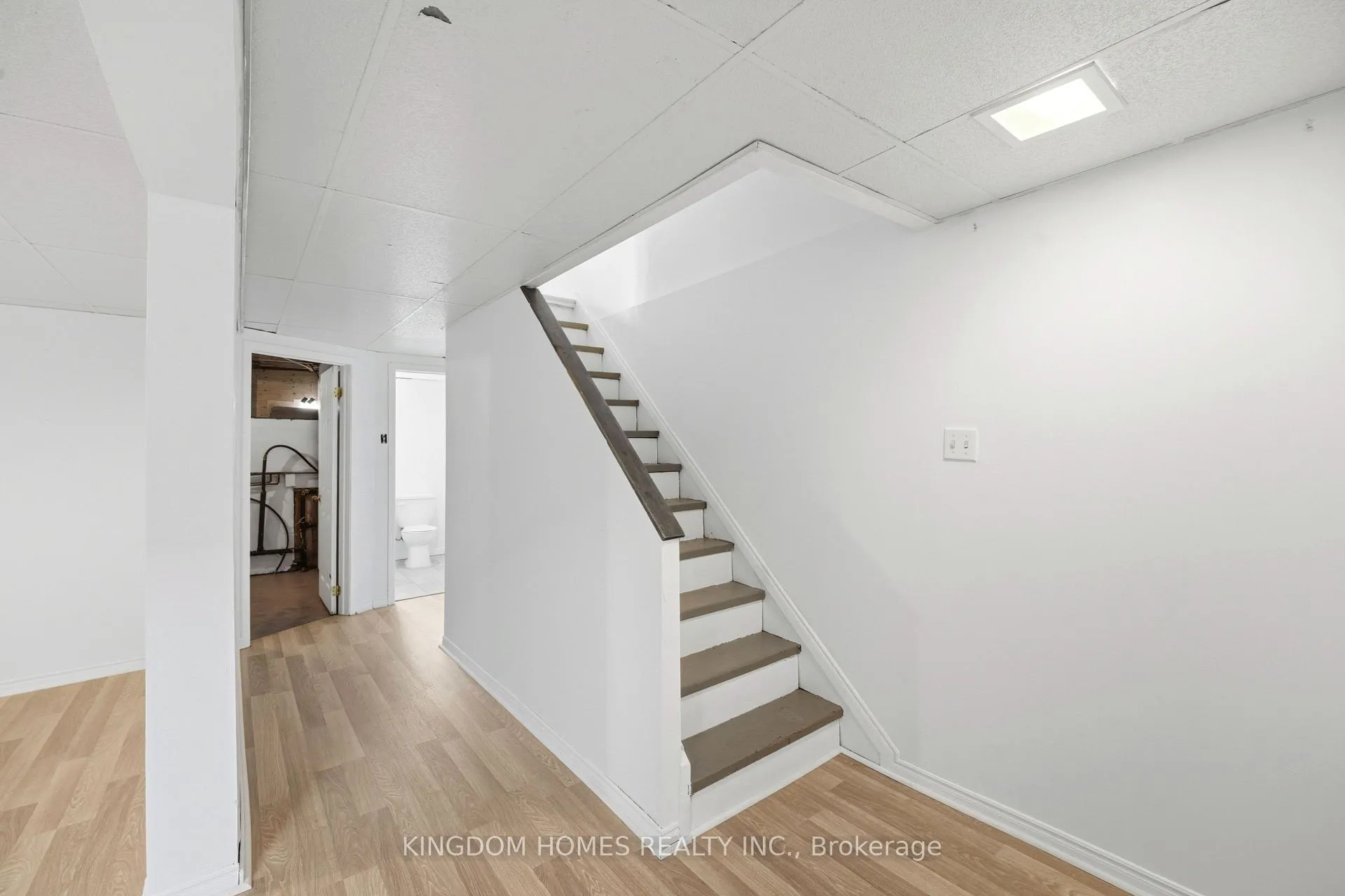 Photo 31 of Unit 20, 20 Mountainview Road S, Halton Hills, Georgetown — HOMEH