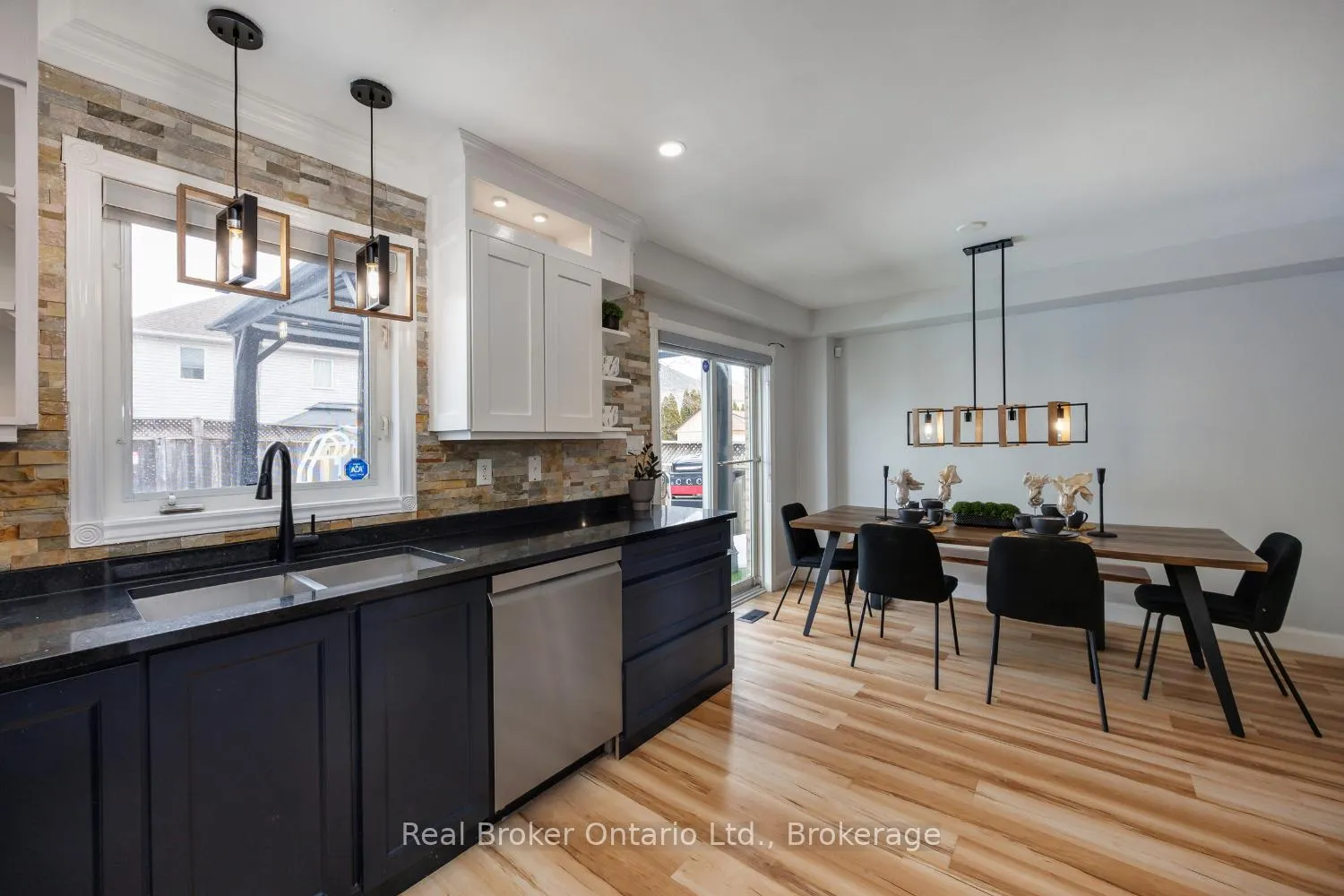 Photo 16 of 181 Madden Place, Clarington, Bowmanville — HOMEH