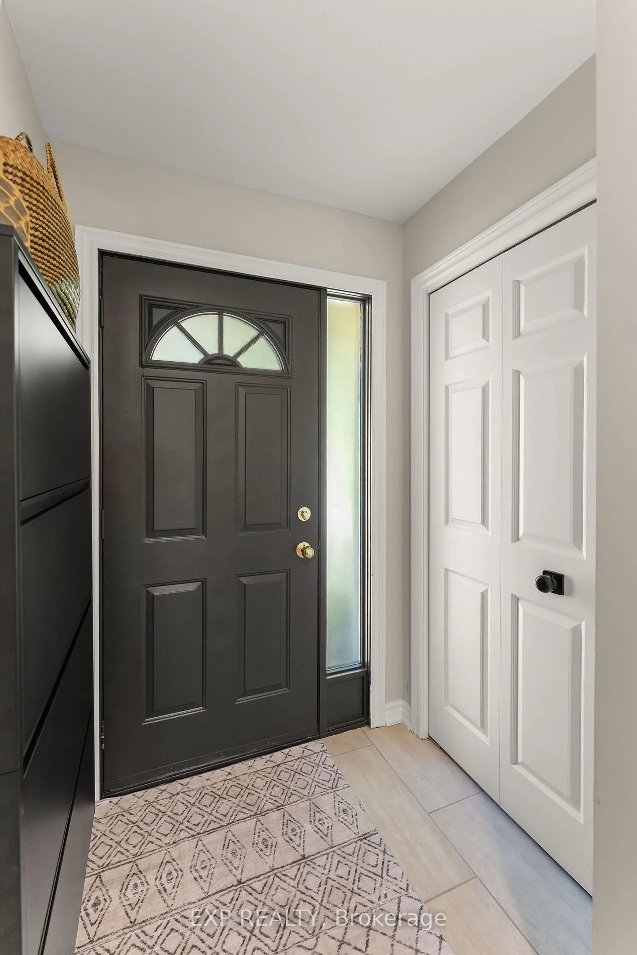 Photo 3 of Unit 10, 5150 Dorchester Road, Niagara Falls, Morrison — HOMEH