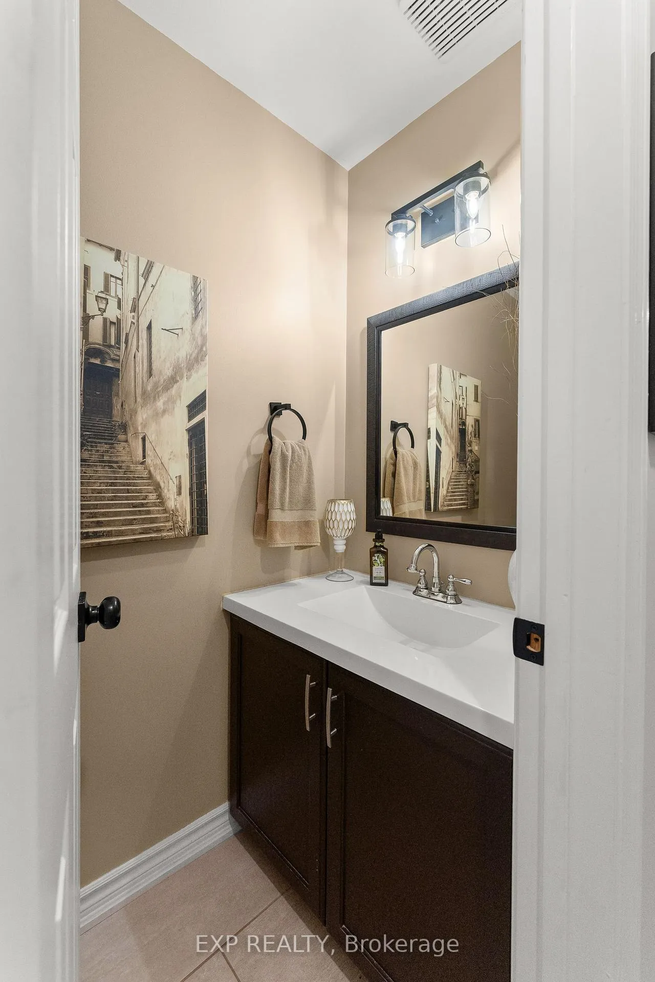 Photo 4 of Unit 10, 5150 Dorchester Road, Niagara Falls, Morrison — HOMEH