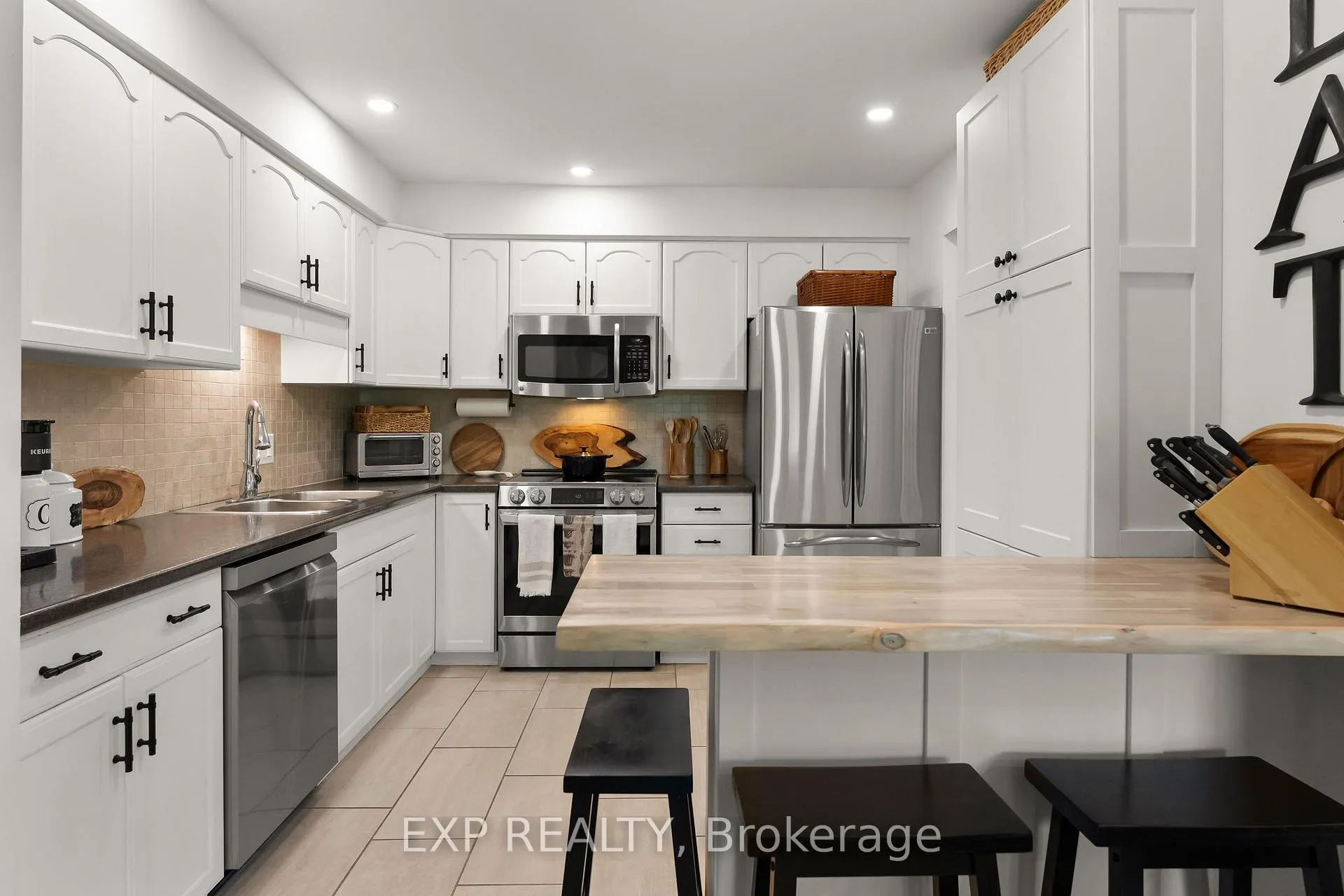 Photo 9 of Unit 10, 5150 Dorchester Road, Niagara Falls, Morrison — HOMEH
