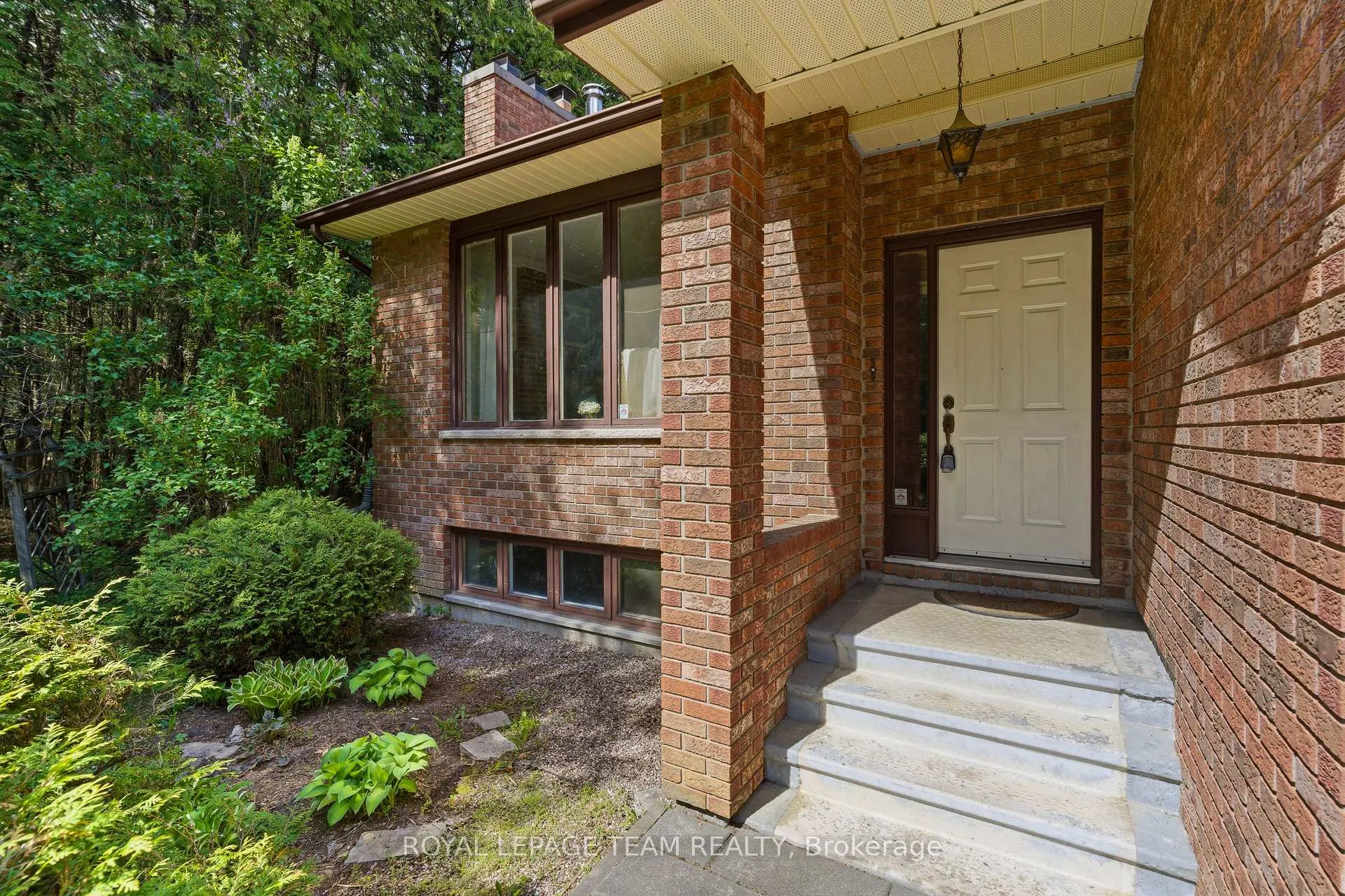 Photo 4 of 116 Deerwood Drive, Ottawa, Huntley Ward (North East) — HOMEH