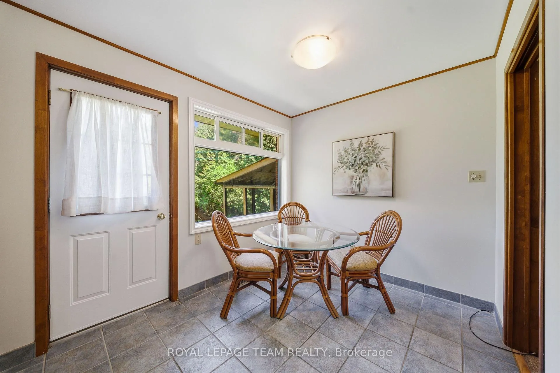 Photo 15 of 116 Deerwood Drive, Ottawa, Huntley Ward (North East) — HOMEH