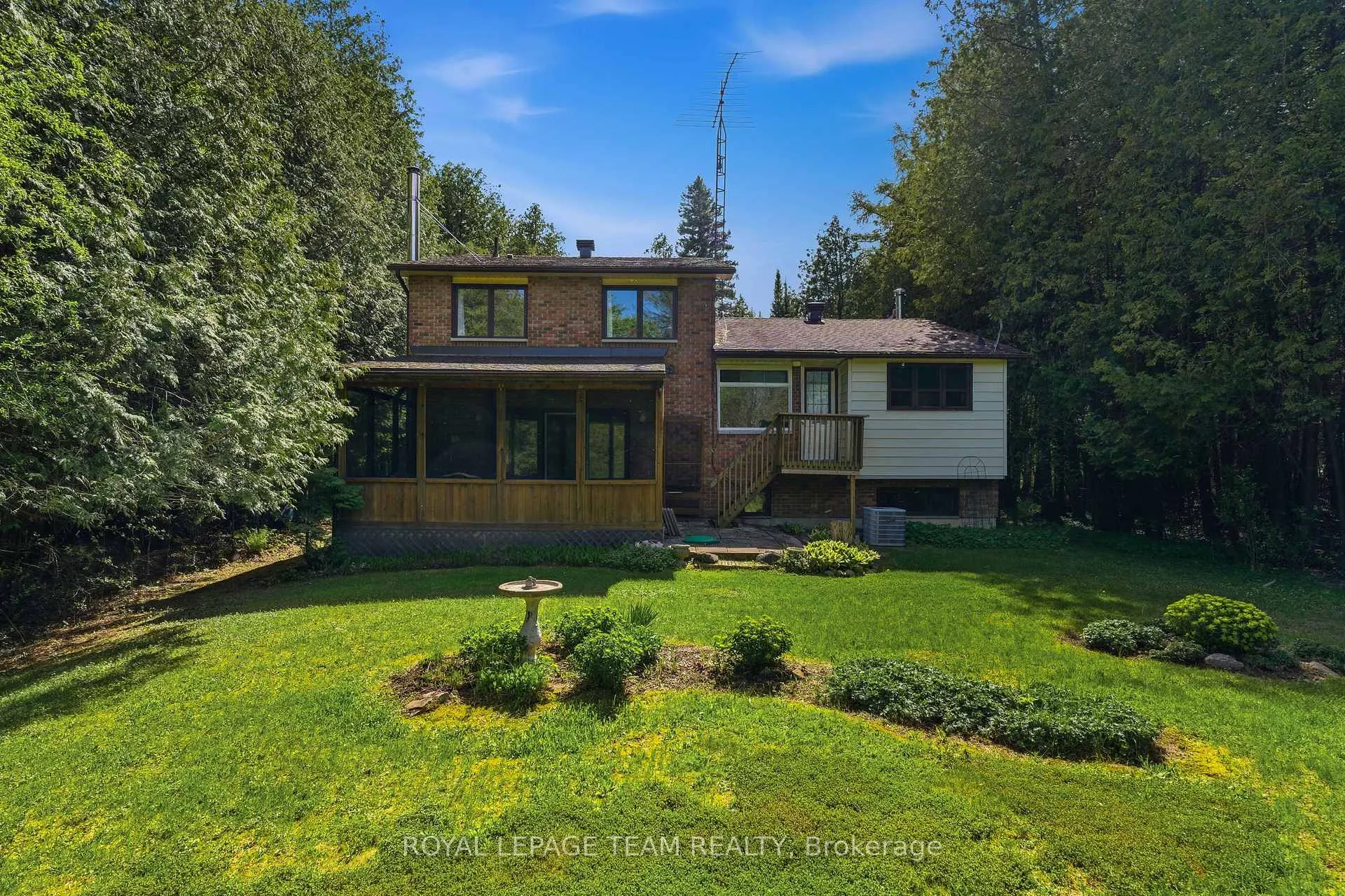 Photo 33 of 116 Deerwood Drive, Ottawa, Huntley Ward (North East) — HOMEH