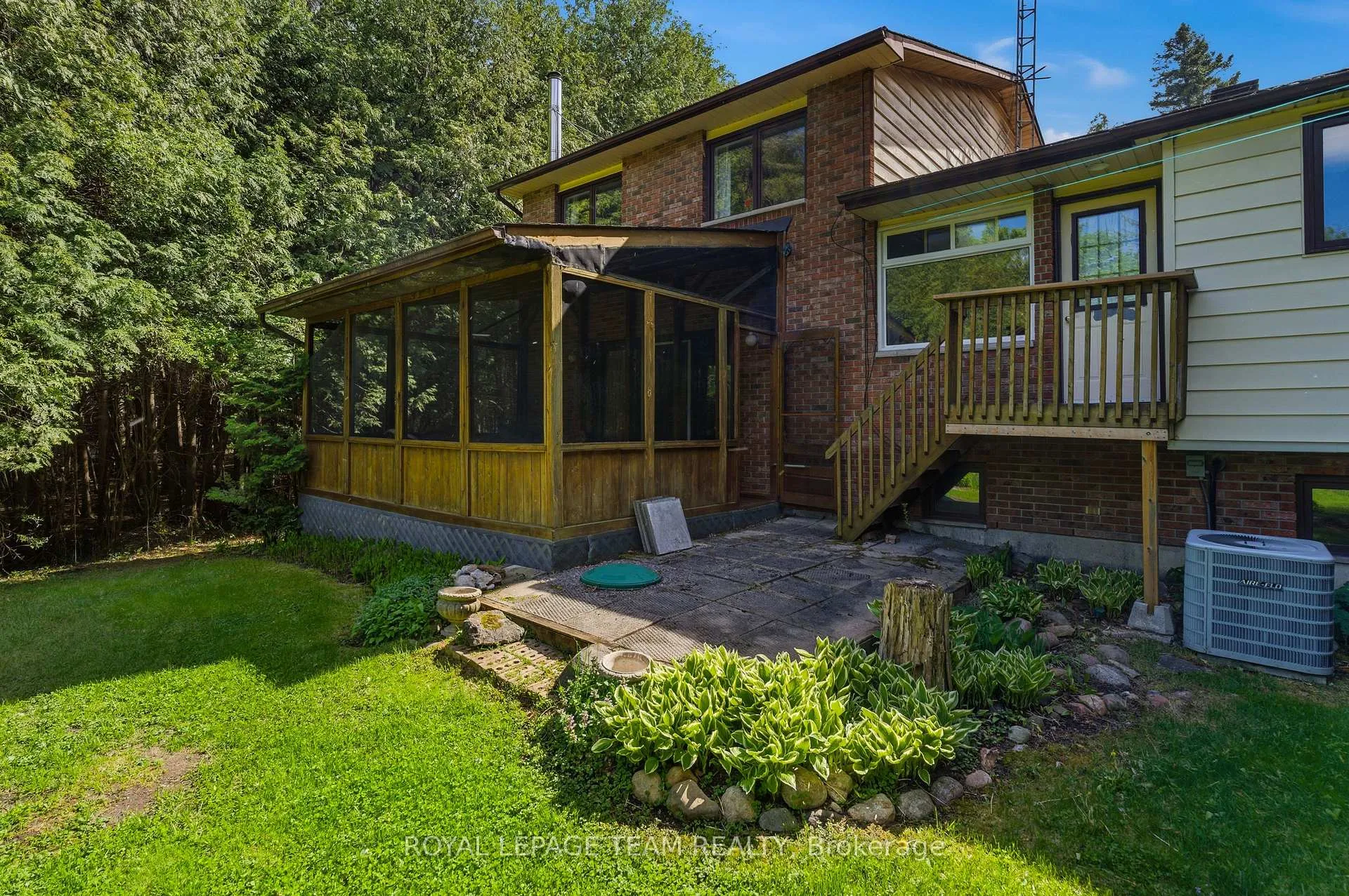 Photo 34 of 116 Deerwood Drive, Ottawa, Huntley Ward (North East) — HOMEH