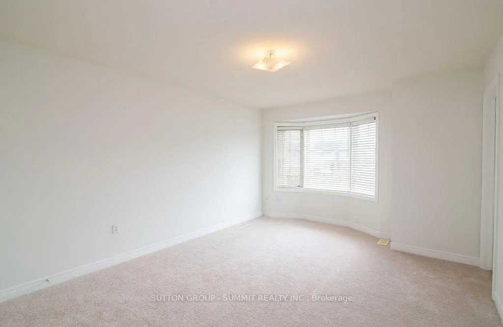 Photo 16 of Unit 10, 2229 Walker'S Line, Burlington, Rose — HOMEH