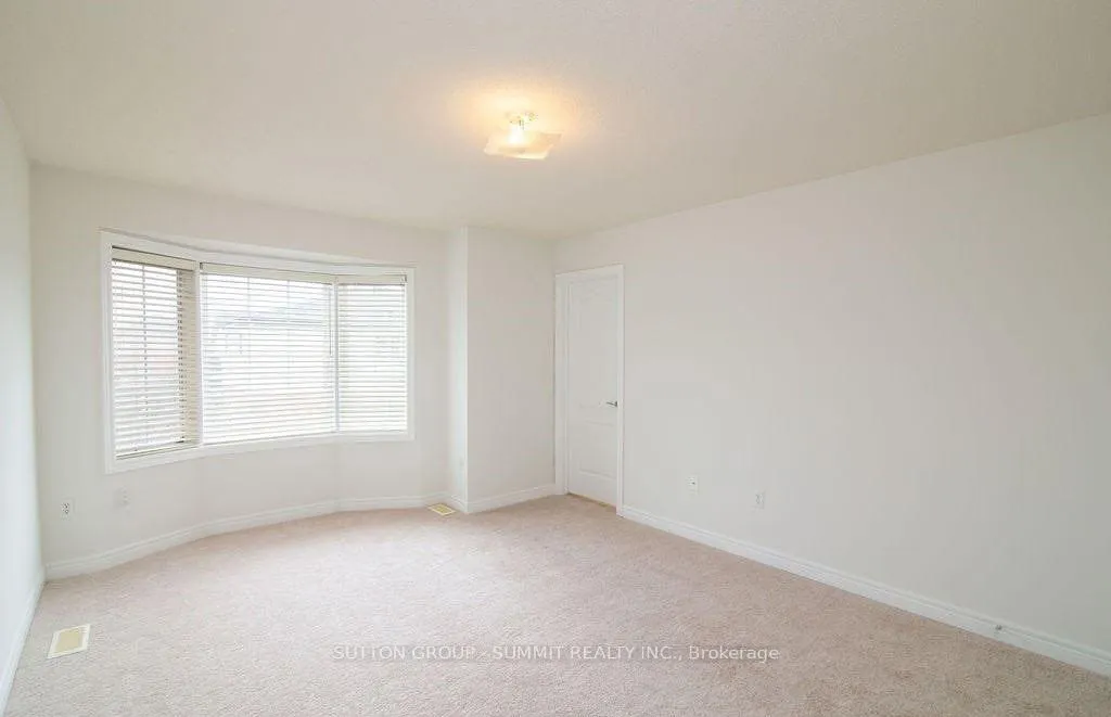 Photo 17 of Unit 10, 2229 Walker'S Line, Burlington, Rose — HOMEH