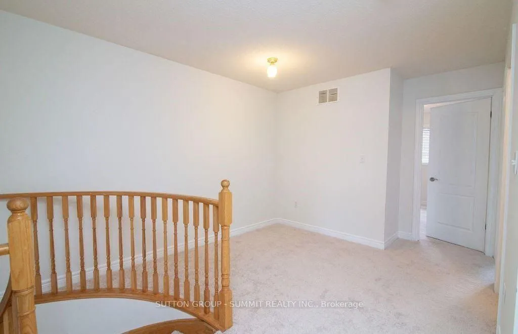 Photo 20 of Unit 10, 2229 Walker'S Line, Burlington, Rose — HOMEH