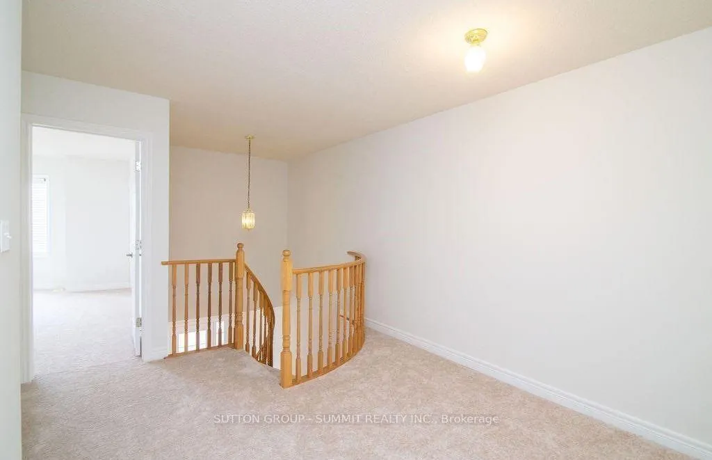 Photo 22 of Unit 10, 2229 Walker'S Line, Burlington, Rose — HOMEH
